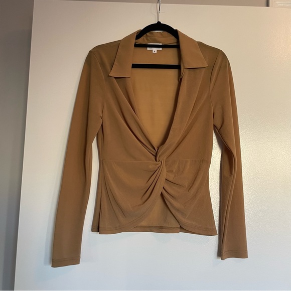 Superdown Deja Twist Front Top in Nude - medium - Picture 2 of 4